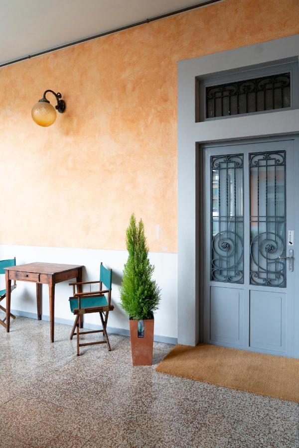Varese Suites Экстерьер фото