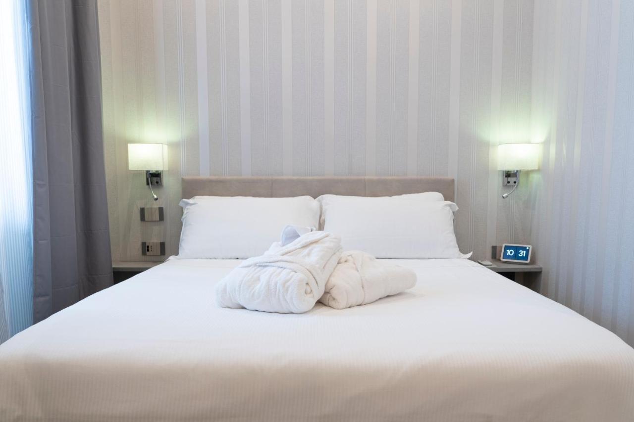 Varese Suites Экстерьер фото